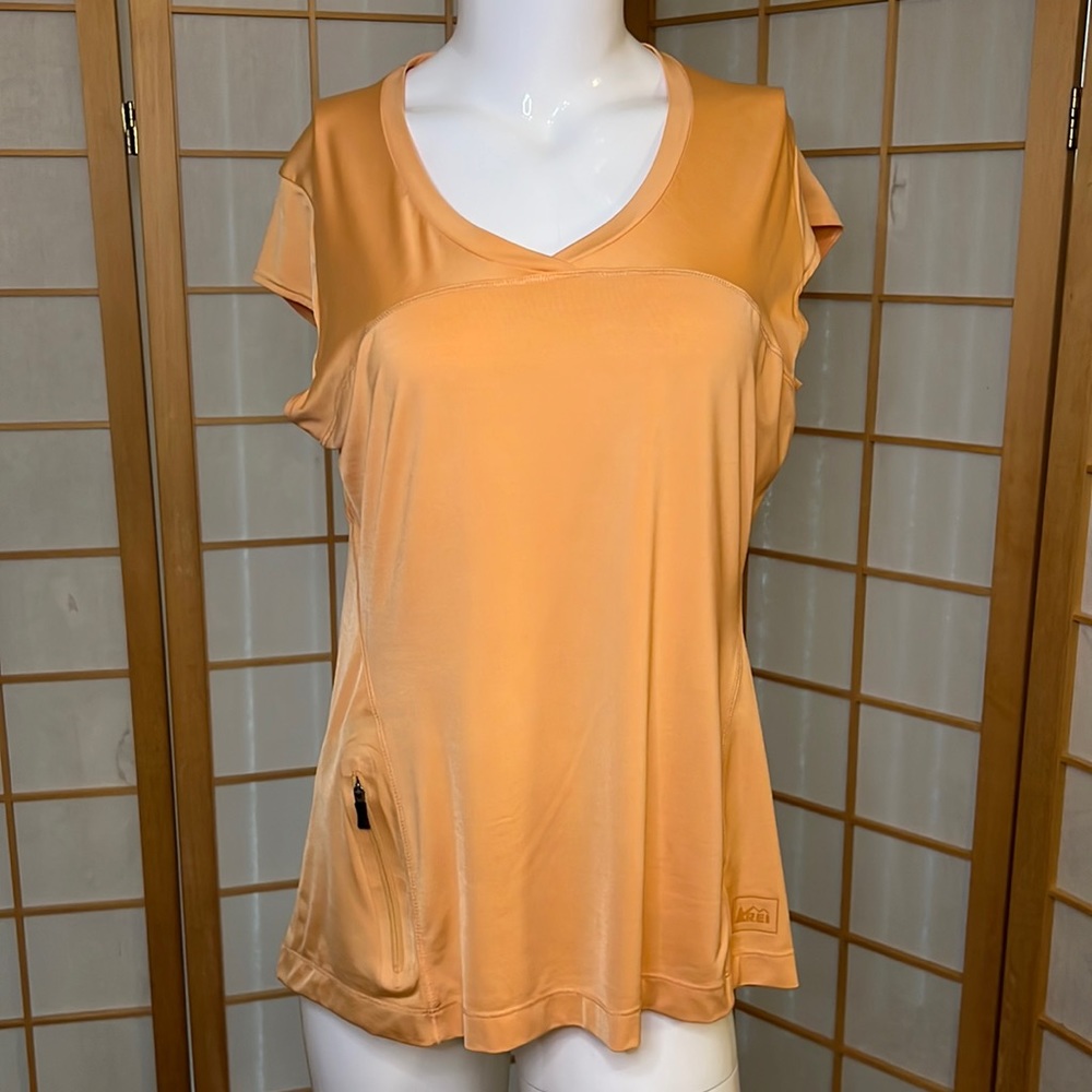 REI Orange Top one side zipper pocket Size L